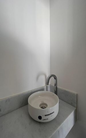 Apartamento à venda com 122m², 3 quartos e 2 vagas Apartamento à venda com 122m², 3 quartos e 2 vagasLavabo