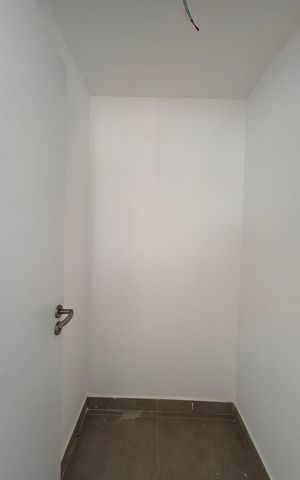Apartamento à venda com 122m², 3 quartos e 2 vagas Apartamento à venda com 122m², 3 quartos e 2 vagasDespensa