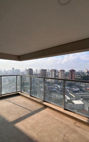 Apartamento à venda com 122m², 3 quartos e 2 vagas Apartamento à venda com 122m², 3 quartos e 2 vagasVaranda