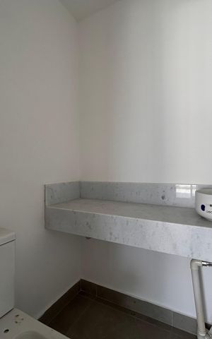 Apartamento à venda com 122m², 3 quartos e 2 vagas Apartamento à venda com 122m², 3 quartos e 2 vagasLavabo