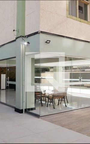 Apartamento à venda com 70m², 2 quartos e 1 vagaÁrea comum