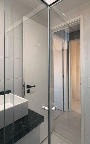 Apartamento à venda com 52m², 2 quartos e 1 vaga Apartamento à venda com 52m², 2 quartos e 1 vagaBanheiro 1