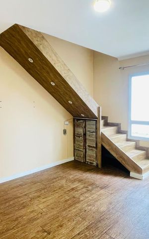 Casa de condomínio para alugar com 50m², 2 quartos e 1 vaga Casa de condomínio para alugar com 50m², 2 quartos e 1 vagaSala