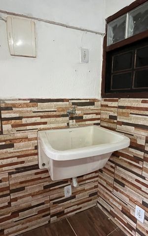 Casa de condomínio para alugar com 35m², 2 quartos e 1 vagaÁrea de Serviço