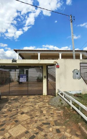 Casa para alugar com 350m², 3 quartos e 4 vagas