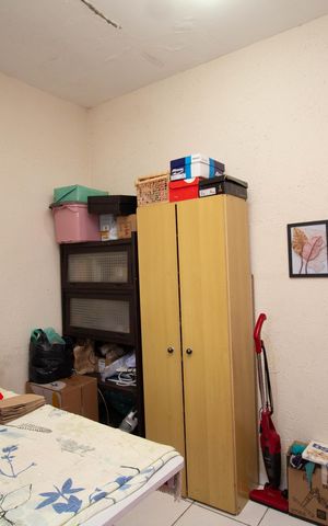 Casa à venda com 150m², 3 quartos e 3 vagas Casa à venda com 150m², 3 quartos e 3 vagasQuarto 2