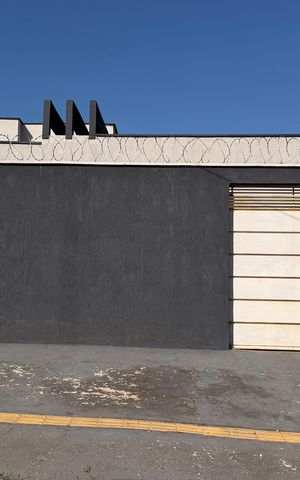 Casa à venda com 129m², 3 quartos e 3 vagasFachada