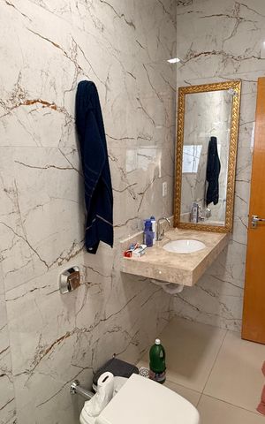 Casa à venda com 129m², 3 quartos e 3 vagasbanheiro da Suíte 