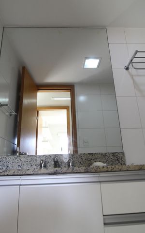 Apartamento à venda com 67m², 2 quartos e 1 vagaBanheiro Social