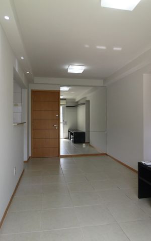 Apartamento à venda com 67m², 2 quartos e 1 vagaSala