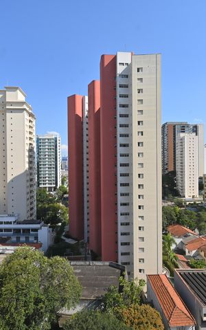 Apartamento à venda com 125m², 3 quartos e 2 vagasVista do Suíte 1