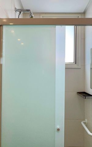 Apartamento para alugar com 178m², 3 quartos e 3 vagas Apartamento para alugar com 178m², 3 quartos e 3 vagasBanheiro da Suíte 1