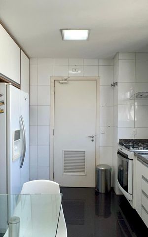 Apartamento para alugar com 178m², 3 quartos e 3 vagas Apartamento para alugar com 178m², 3 quartos e 3 vagasCozinha