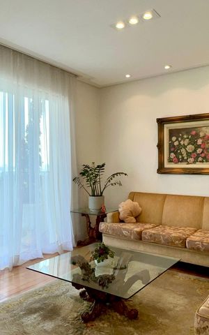 Apartamento para alugar com 178m², 3 quartos e 3 vagas Apartamento para alugar com 178m², 3 quartos e 3 vagasSala
