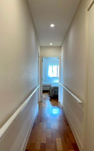 Apartamento para alugar com 178m², 3 quartos e 3 vagas Apartamento para alugar com 178m², 3 quartos e 3 vagasCorredor