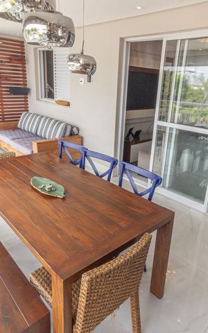 Apartamento à venda com 101m², 3 quartos e 2 vagas Apartamento à venda com 101m², 3 quartos e 2 vagasVaranda