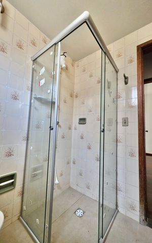 Apartamento para alugar com 127m², 3 quartos e 2 vagas Apartamento para alugar com 127m², 3 quartos e 2 vagasBanheiro Social