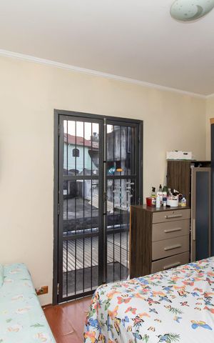 Casa à venda com 150m², 4 quartos e 3 vagasQuarto 1