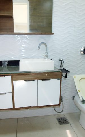 Casa para alugar com 80m², 2 quartos e sem vagaBanheiro