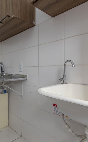 Apartamento para alugar com 45m², 2 quartos e 1 vaga Apartamento para alugar com 45m², 2 quartos e 1 vagaCozinha e Área de Serviço