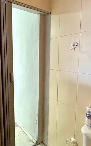 Casa para alugar com 60m², 1 quarto e 1 vaga Casa para alugar com 60m², 1 quarto e 1 vagaBanheiro