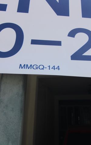 Casa à venda com 63m², 2 quartos e 1 vagaPlaca