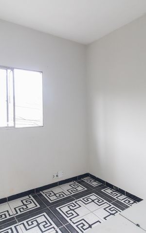 Casa para alugar com 35m², 1 quarto e sem vaga Casa para alugar com 35m², 1 quarto e sem vagaSala