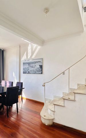 Apartamento para alugar com 216m², 3 quartos e 1 vaga