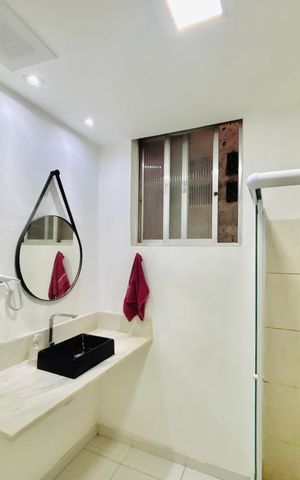 Apartamento para alugar com 216m², 3 quartos e 1 vaga