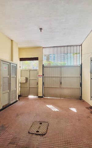 Apartamento para alugar com 216m², 3 quartos e 1 vaga