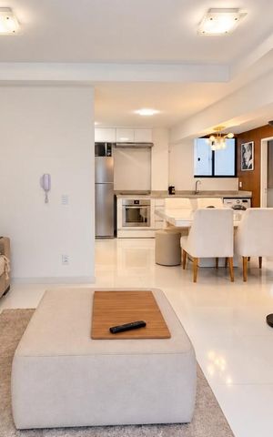 Apartamento à venda com 60m², 3 quartos e sem vaga Apartamento à venda com 60m², 3 quartos e sem vagaSala