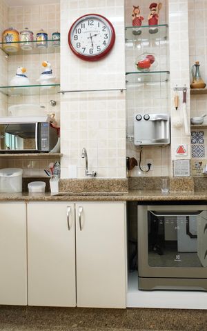 Apartamento à venda com 320m², 6 quartos e 3 vagas Apartamento à venda com 320m², 6 quartos e 3 vagasCozinha
