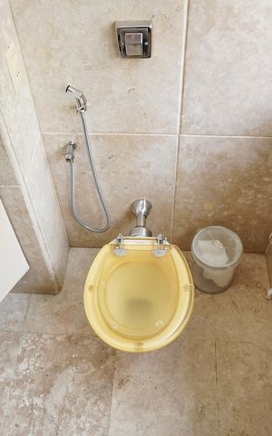 Apartamento à venda com 320m², 6 quartos e 3 vagas Apartamento à venda com 320m², 6 quartos e 3 vagasBanheiro Social