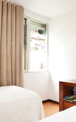 Apartamento à venda com 320m², 6 quartos e 3 vagas Apartamento à venda com 320m², 6 quartos e 3 vagasQuarto 2