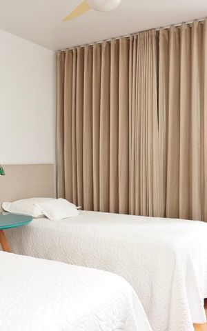 Apartamento à venda com 320m², 6 quartos e 3 vagas Apartamento à venda com 320m², 6 quartos e 3 vagasQuarto 2