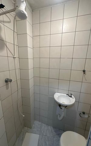 Apartamento para alugar com 138m², 2 quartos e sem vagaBanheiro de serviço 