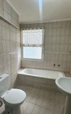 Apartamento para alugar com 138m², 2 quartos e sem vagaBanheiro social 