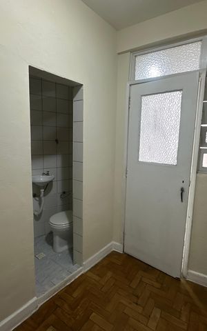 Apartamento para alugar com 138m², 2 quartos e sem vagaQuarto de Serviço