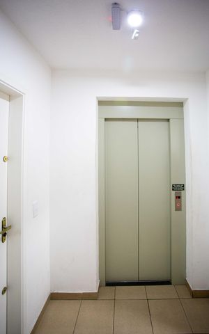 Apartamento à venda com 46m², 2 quartos e 1 vagaHall de entrada