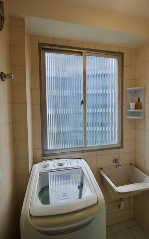 Apartamento à venda com 52m², 2 quartos e 1 vaga Apartamento à venda com 52m², 2 quartos e 1 vagaÁrea de Serviço