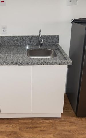 Studio para alugar com 25m², 1 quarto e sem vaga Studio para alugar com 25m², 1 quarto e sem vagaStudio / Cozinha
