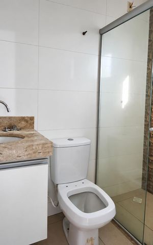 Casa para alugar com 85m², 2 quartos e 2 vagas Casa para alugar com 85m², 2 quartos e 2 vagasBanheiro