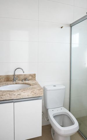Casa para alugar com 85m², 2 quartos e 2 vagas Casa para alugar com 85m², 2 quartos e 2 vagasBanheiro