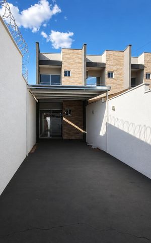 Casa para alugar com 85m², 2 quartos e 2 vagas Casa para alugar com 85m², 2 quartos e 2 vagasÁrea externa