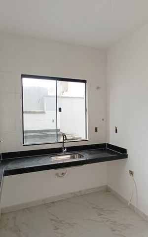 Casa para alugar com 200m², 3 quartos e 3 vagas Casa para alugar com 200m², 3 quartos e 3 vagasCOZINHA