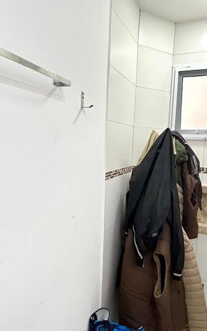 Casa de condomínio para alugar com 140m², 2 quartos e 2 vagas Casa de condomínio para alugar com 140m², 2 quartos e 2 vagasBanheiro da Suíte 1
