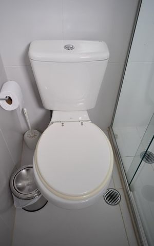Apartamento à venda com 124m², 2 quartos e 2 vagasBanheiro da Suíte 1