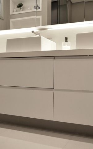 Apartamento à venda com 124m², 2 quartos e 2 vagasBanheiro da Suíte principal