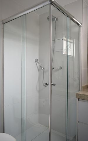 Apartamento à venda com 124m², 2 quartos e 2 vagasBanheiro da Suíte 1