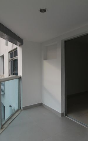 Apartamento para alugar com 89m², 2 quartos e 1 vagaSala - Varanda